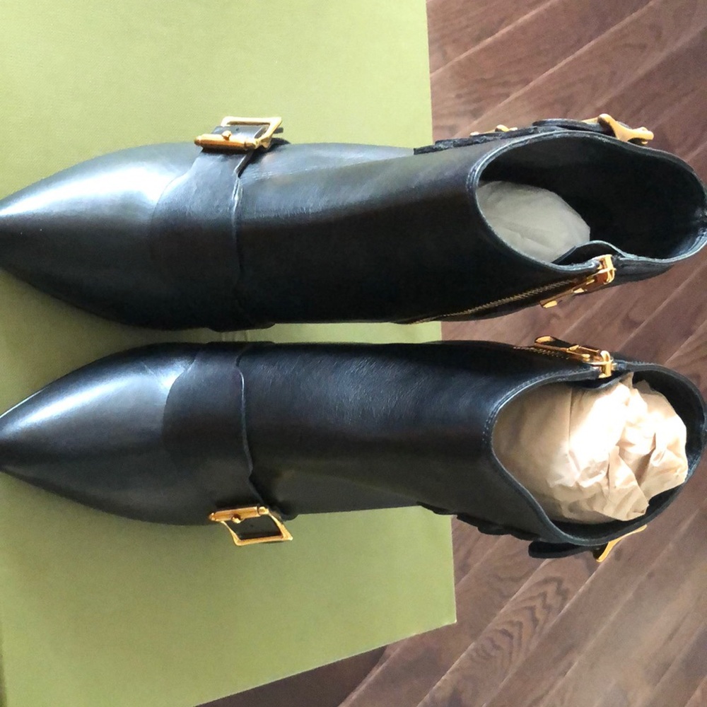 New ankle length boots, top/side straps, with box!